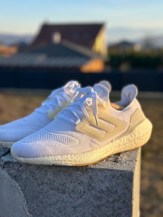 Adidași Adidas Ultraboost 22 Alergare Streetwear Alb Mărimea 44 2/3