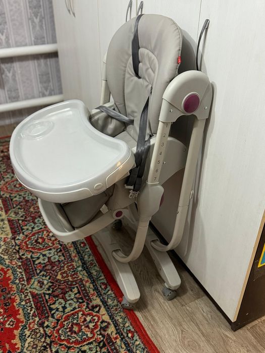 Продам стул для кормление в отличном состоянии