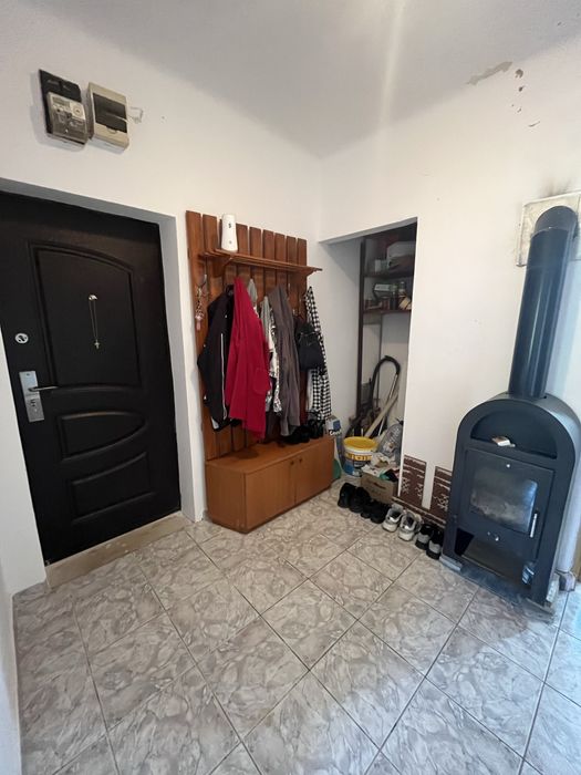 De vanzare apartament 2 camere Ghioroc