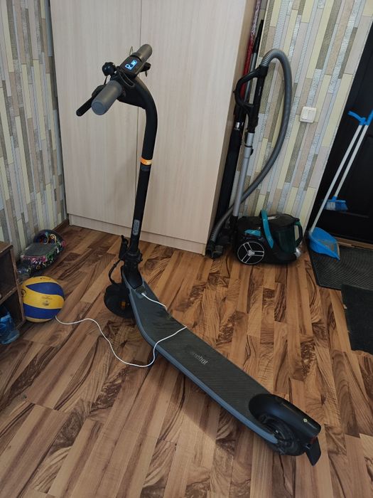 Электросамокат Ninebot KickScooter E2