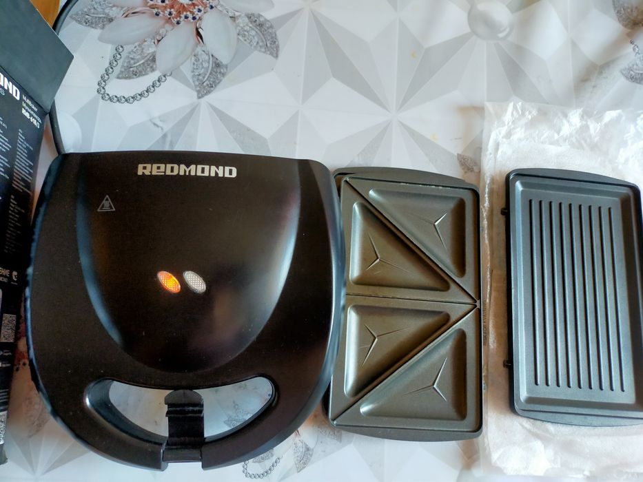 мультипекарь Redmond RMB-618/3
