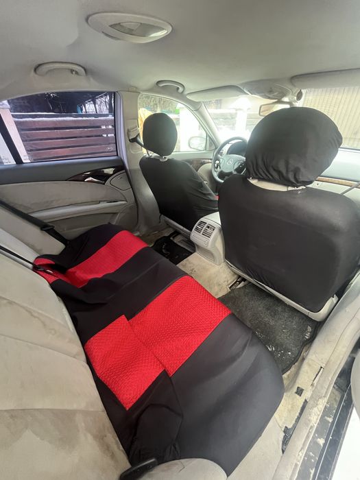 Vând mercedes E220 in stare perfectă fără defecte, fără rugina