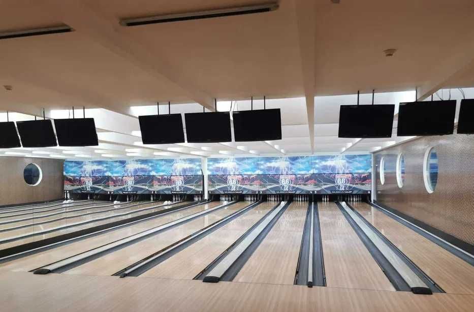6 piste bowling - echipament complet - QUBICA AMF in perfecta stare