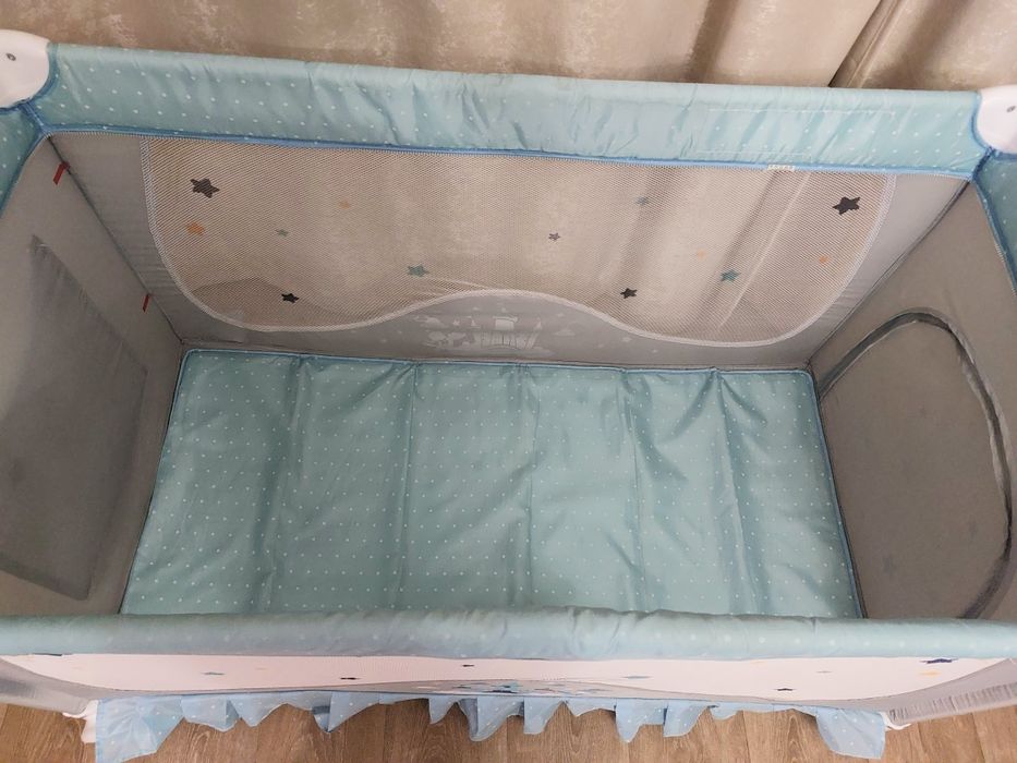 Сгъваема преносима кошара на 2 нива,със сгъваем матрак