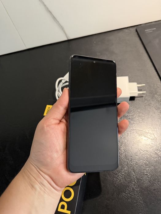 Продаю Poco X5 Pro