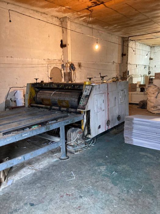 Sotiladi, bolib tolash yoki arenda gofra karobka sehi