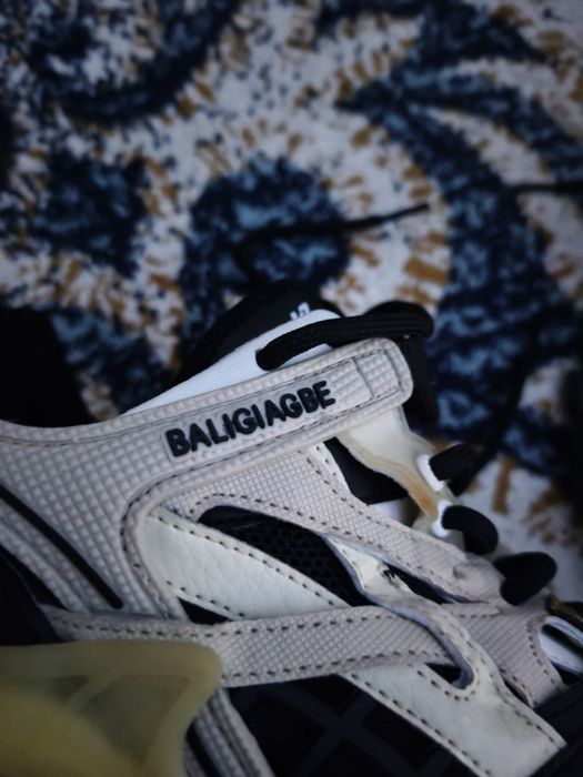 Balenciaga track 2