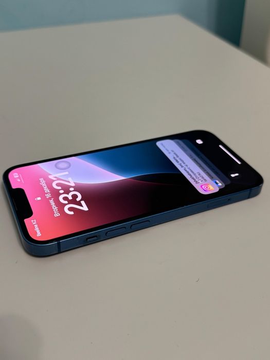 Продам iphone 13 айфон 13
