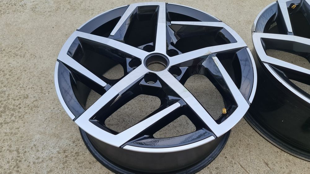 Janta 18 VW Golf 8 VIII 5H0601025G Dallas GTI GTD R