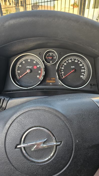 OPEL Astra 2005 — imagine 3