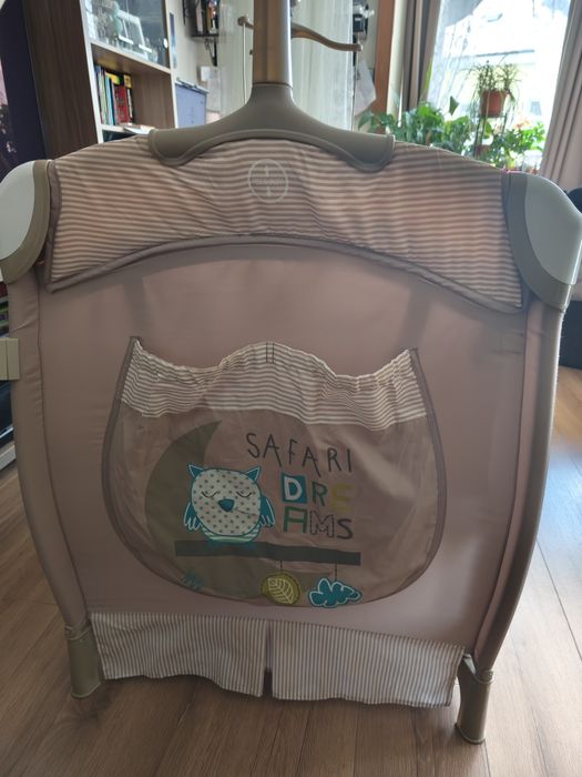 Кошара на две нива, люлеещ механизъм, балдахин, музикална въртележка