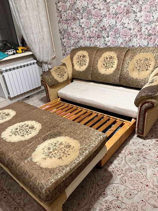 Продам диван в хорошем состоянии