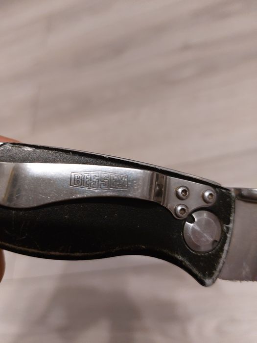 Vand 2 Cuter Briceag Bessey