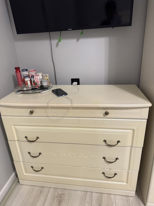 Спальный гарнитур