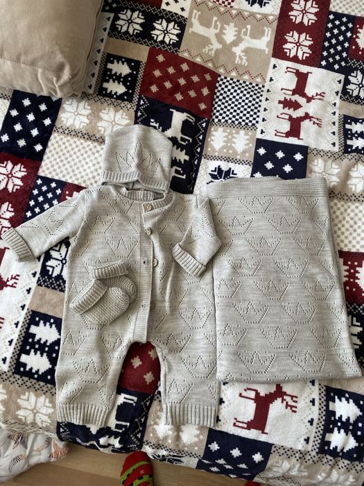 Продам детские вещи