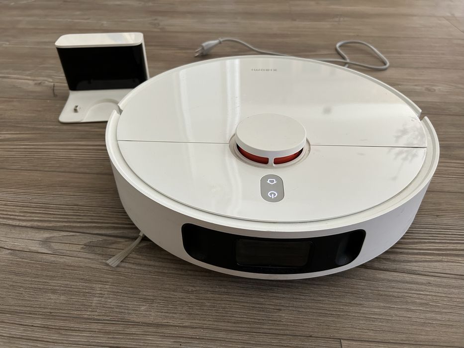Продам моющий робот-пылесос Xiaomi Vacuum S10+