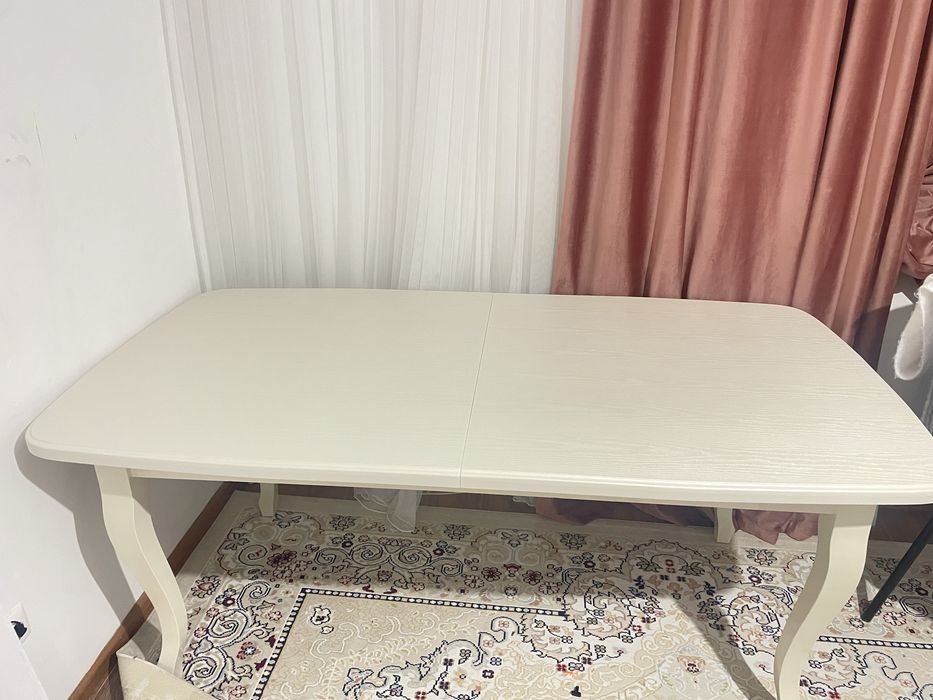 Продоется новый стол