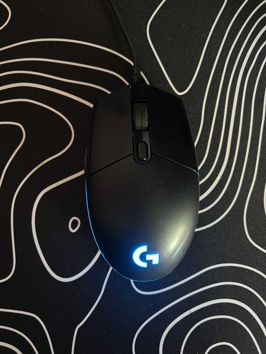 Мишка Logitech G102 Lightsync