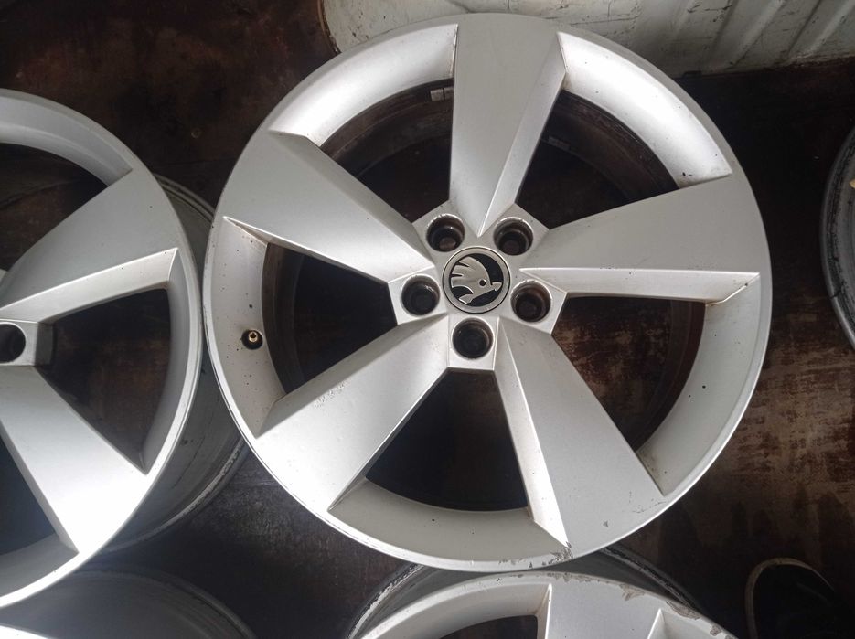 17 5x100 SKODA RAPID/FABIA/SCALA Оригинални-Внос от Австрия