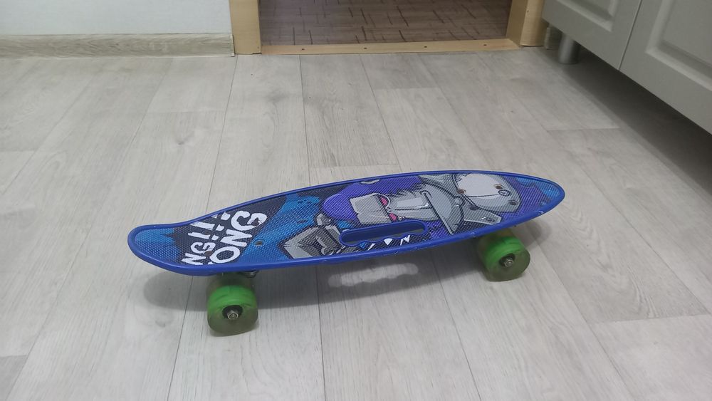 Продам скейтборд