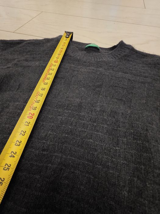 Bluza Benneton, lână - stare foarte bună