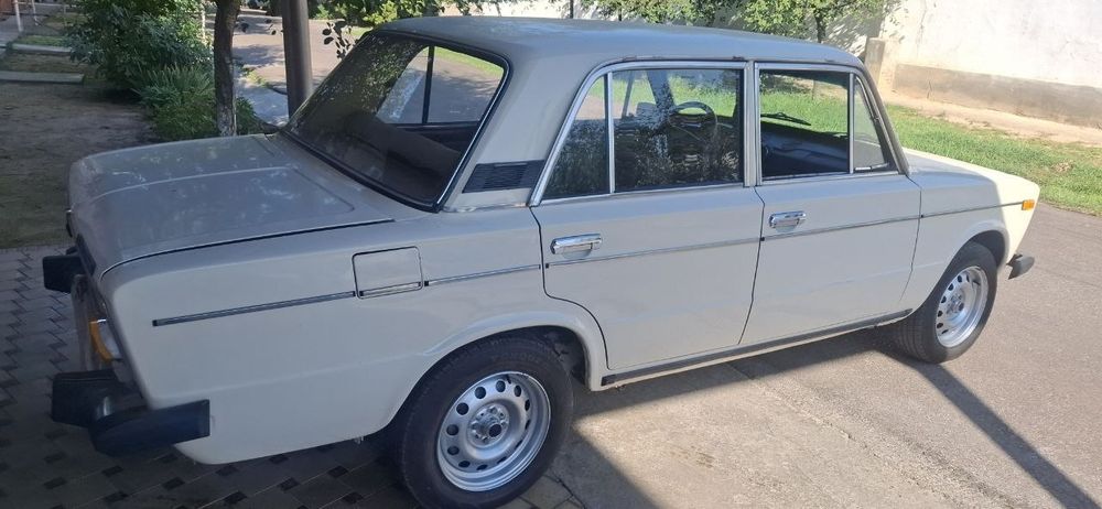 Vaz 2106 sotiladi