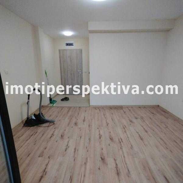 Продава се Едностаен апартамент в Пловдив, Христо Смирненски - 40 кв.м за 2038 €/кв.м - Снимка #1