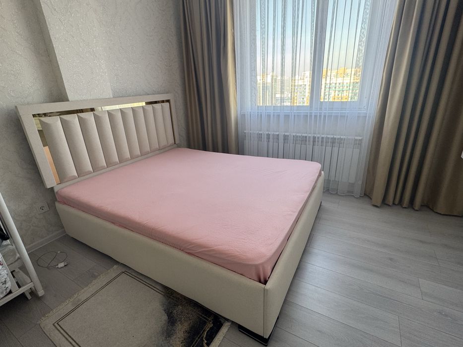 Продам кровать 160*200