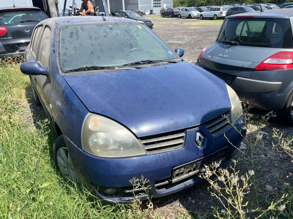 Dezmembrez Renault Clio Symbol facelift 1,5 DCI Euro 4 albastru 2007
