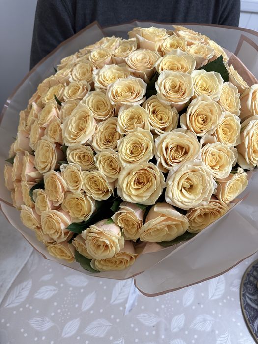 Цветы 101 роза.