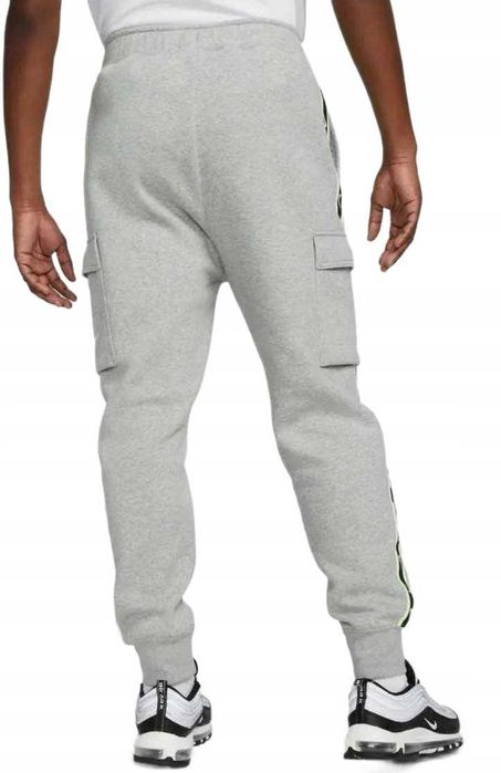 Мъжко Долнище Nike Sportswear Repeat Pants
