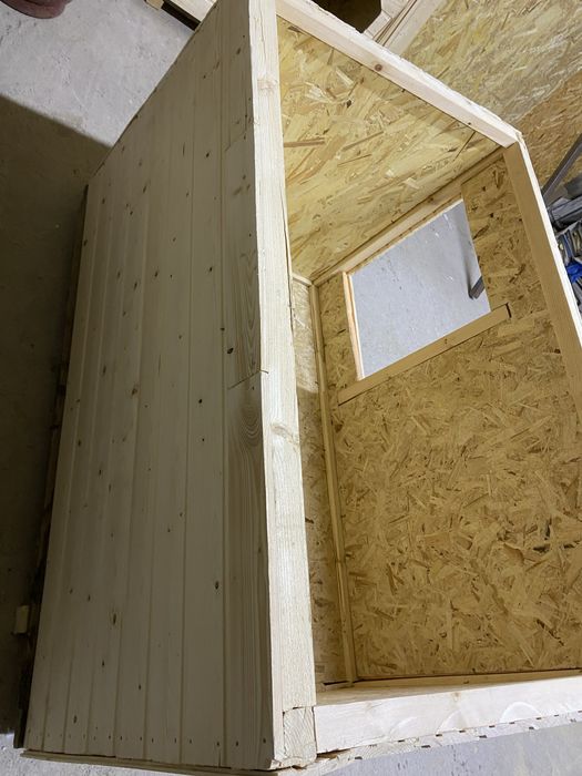 Будка для крупных собак