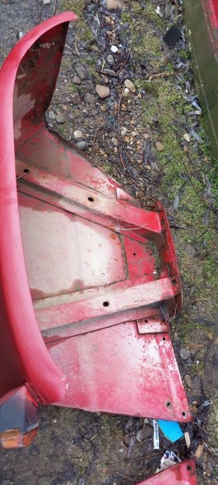 Vand semicabina pentru tractor u445 si doua aripi spate