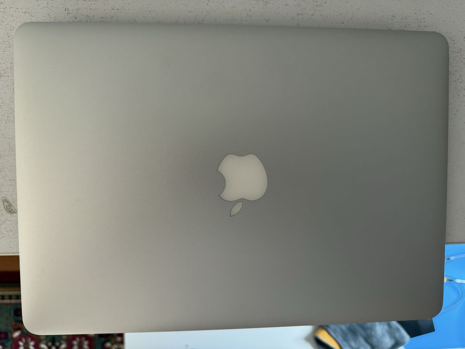 Macbook air 2017/i5/8/128/ful box