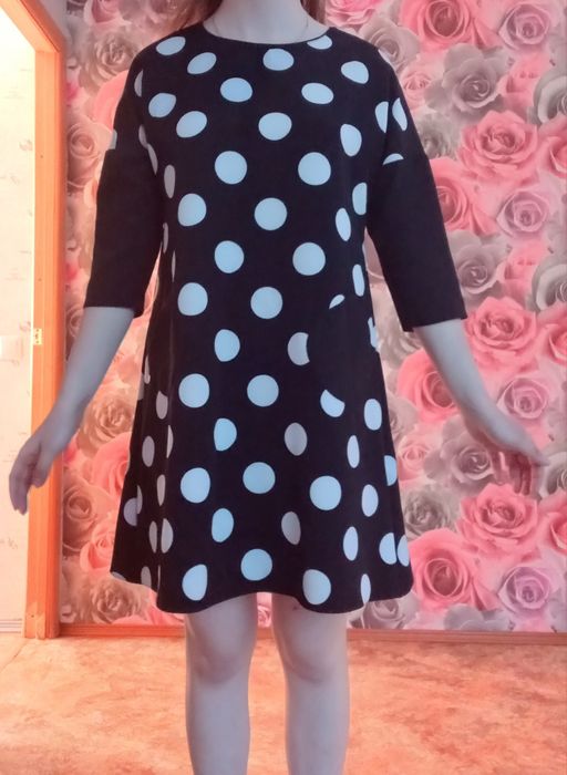 Продам платья. Подойдут на размер 44-48