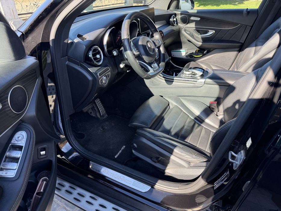 Mercedes-Benz GLC 250d 4MATIC, 2017, 204 CP, automată, piele, + roți de iarnă
