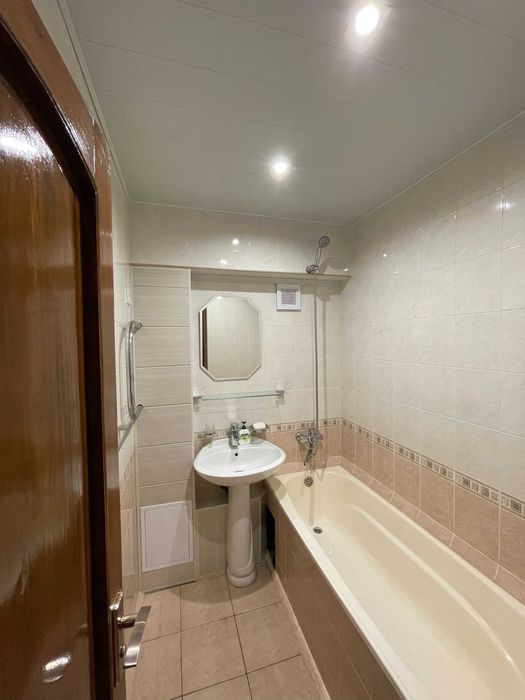 3-х комнатная Юнусабад-2(переделанная из 2-х комнатной)!