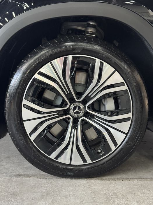 Mersedes benz SUV Eqe500 коричневый салон тоже есть