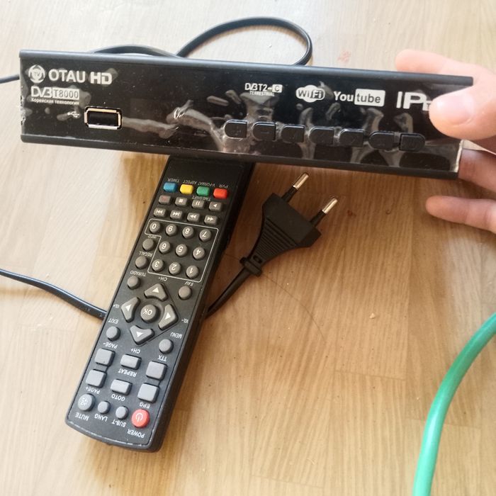 Телевизор samsung