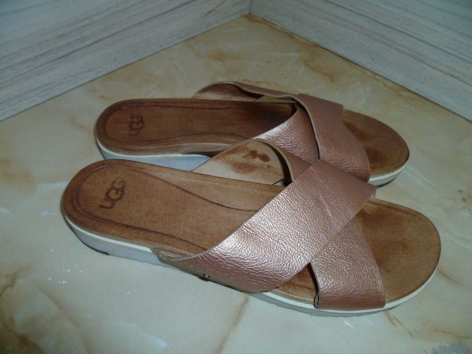 UGG чехли №40...