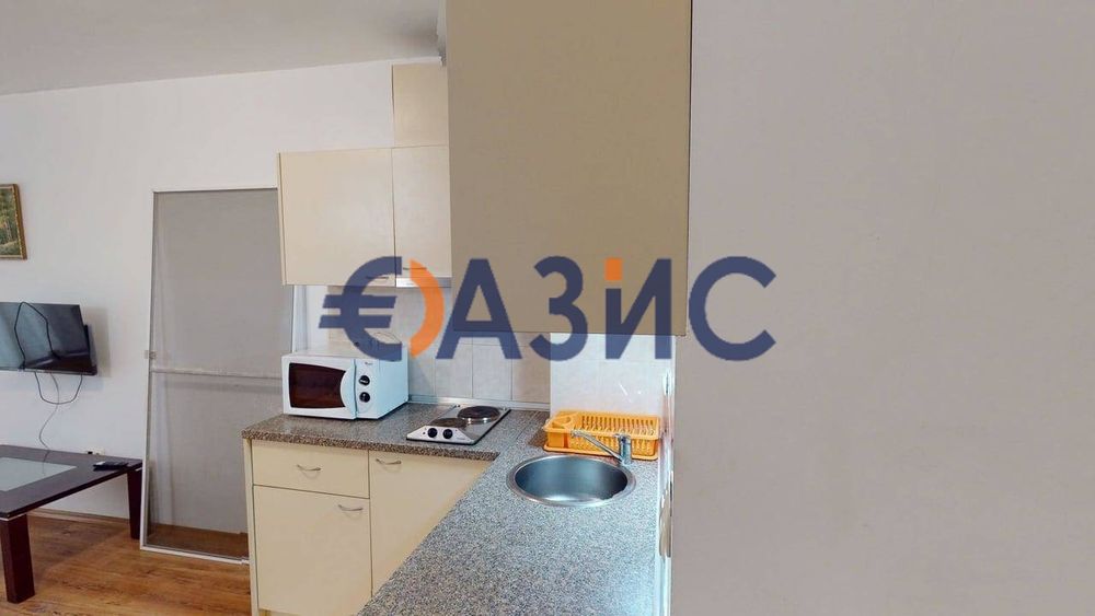 Продава се Двустаен апартамент в к.к. Слънчев бряг - 74 кв.м за 933 €/кв.м - Снимка #5