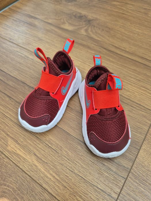 Детски маратонки  NIKE FLEX RUNNER 3