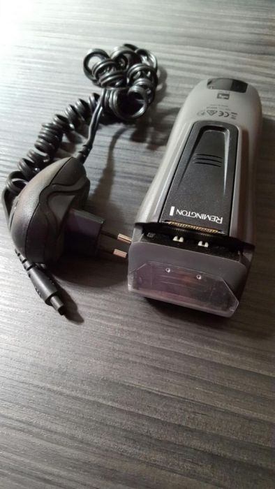 Vand aparat de ras Remington
