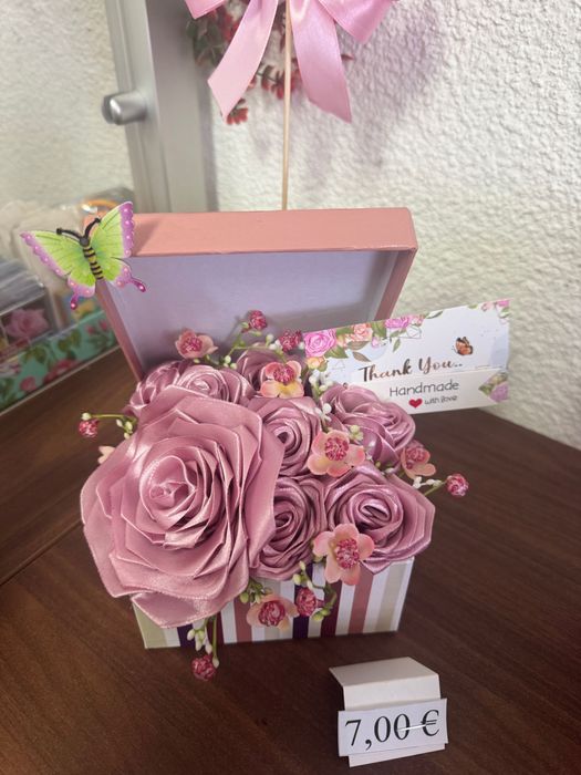 Подаръчни кутийки и  букети