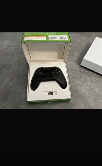 Controller Xbox Original Model 1708 – Stare Foarte Bună
