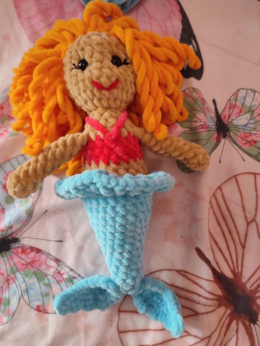 Плетена играчка русалка