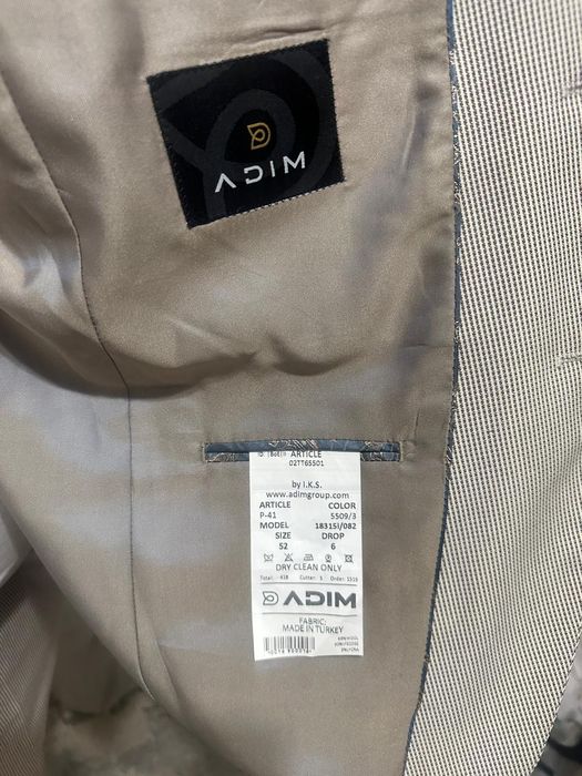 Мужской костюм продам