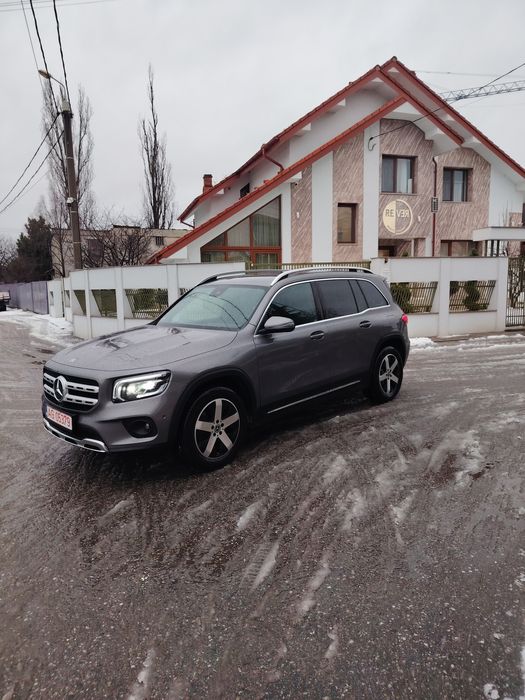 Mercedes Benz GLB 2023