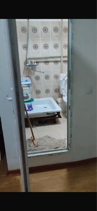 Продам комнату в цокольном этаже