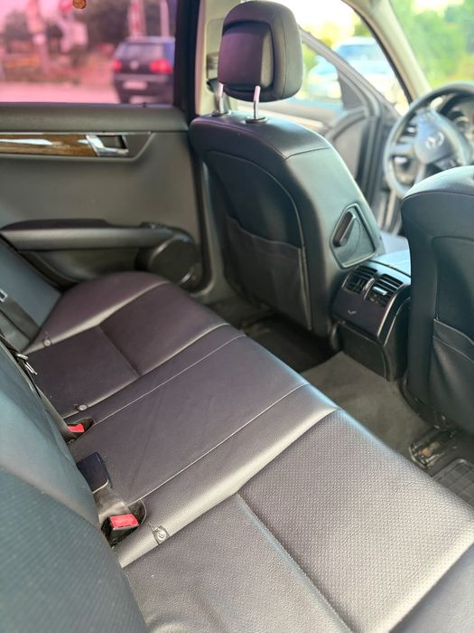 MERCEDES-BENZ C-Class 2010 — imagine 5